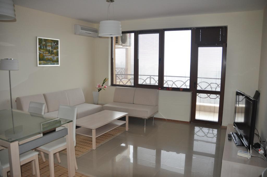 Lighthouse Golf Apart Complex&Villas Balchik Værelse billede
