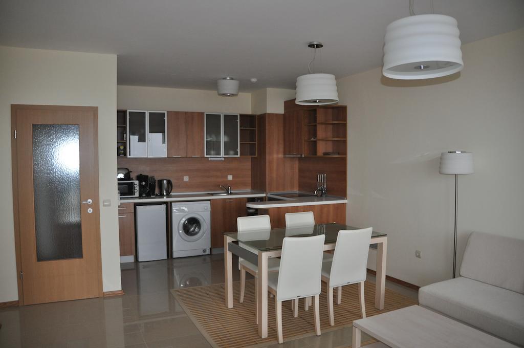 Lighthouse Golf Apart Complex&Villas Balchik Værelse billede