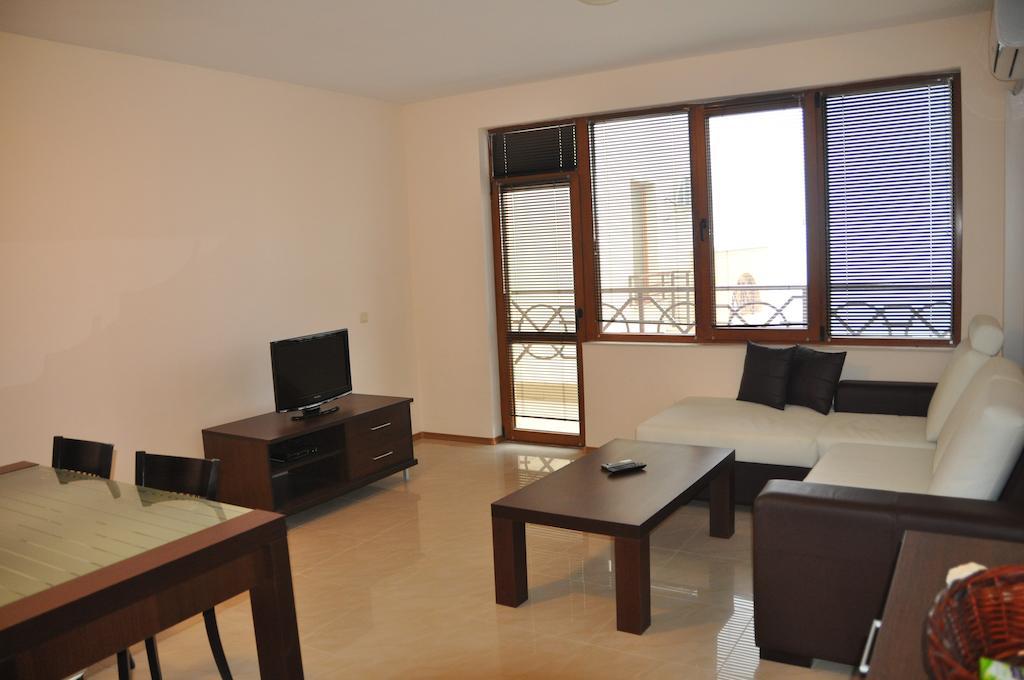 Lighthouse Golf Apart Complex&Villas Balchik Værelse billede