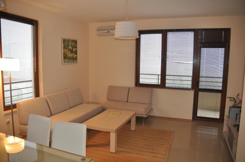 Lighthouse Golf Apart Complex&Villas Balchik Værelse billede